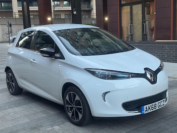 Used Renault Zoe 2018 for sale - 77957335: Photo