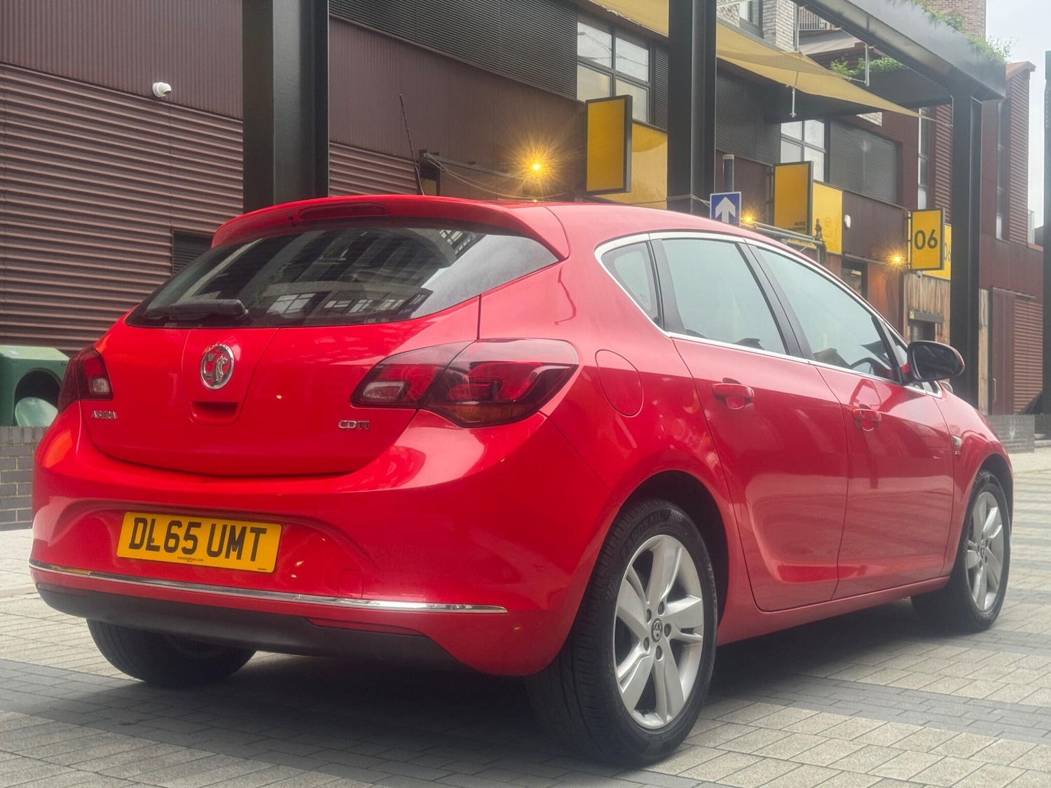 Used Vauxhall Astra 2015 for sale - 77040874: Photo 11