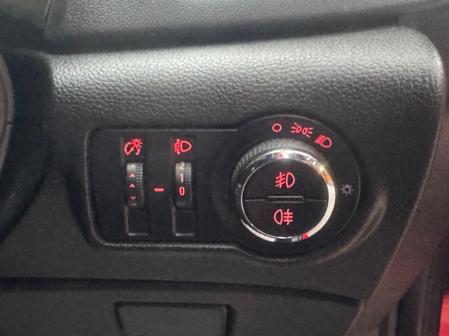 Used Vauxhall Astra 2015 for sale - 77040874: Photo 17