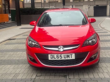 Used Vauxhall Astra 2015 for sale - 77040874: Photo