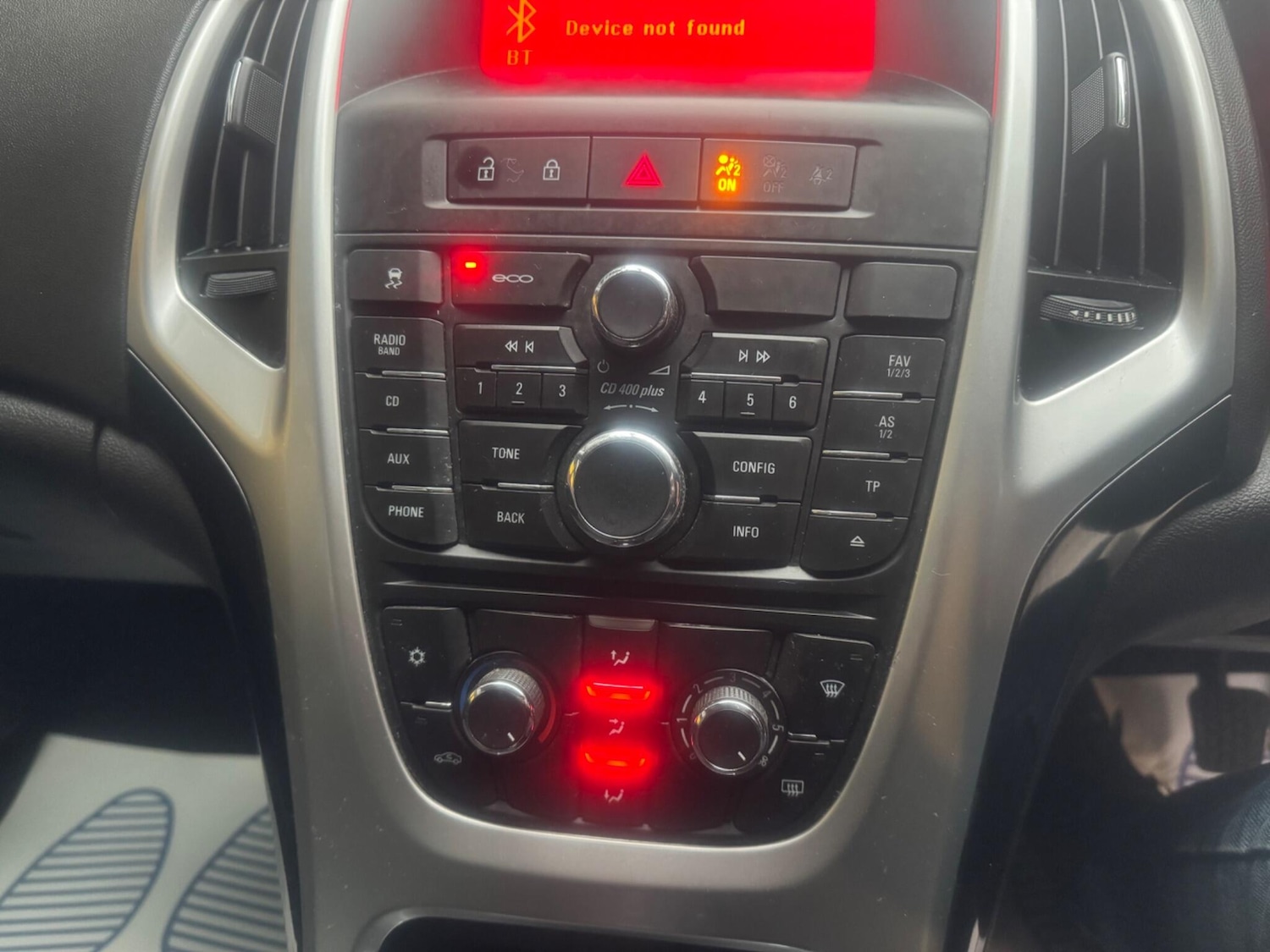 Used Vauxhall Astra 2015 for sale - 77040874: Photo 32