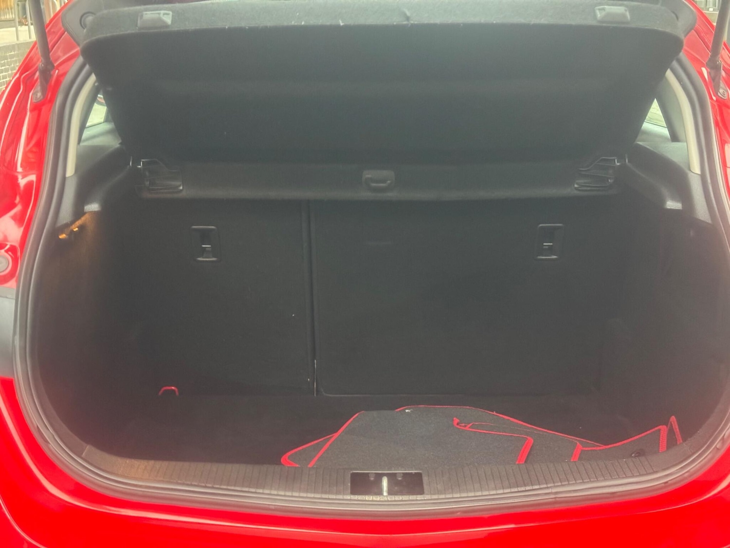 Used Vauxhall Astra 2015 for sale - 77040874: Photo 34