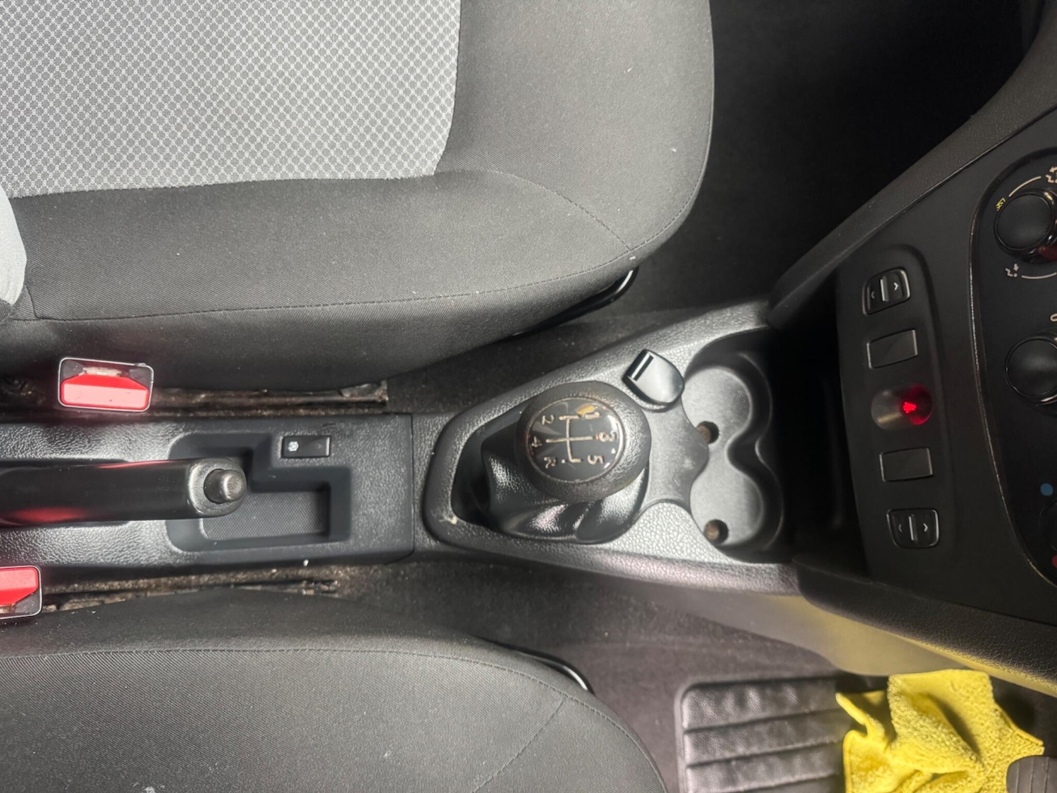 Used Dacia Logan MCV 2015 for sale - 76942713: Photo 11