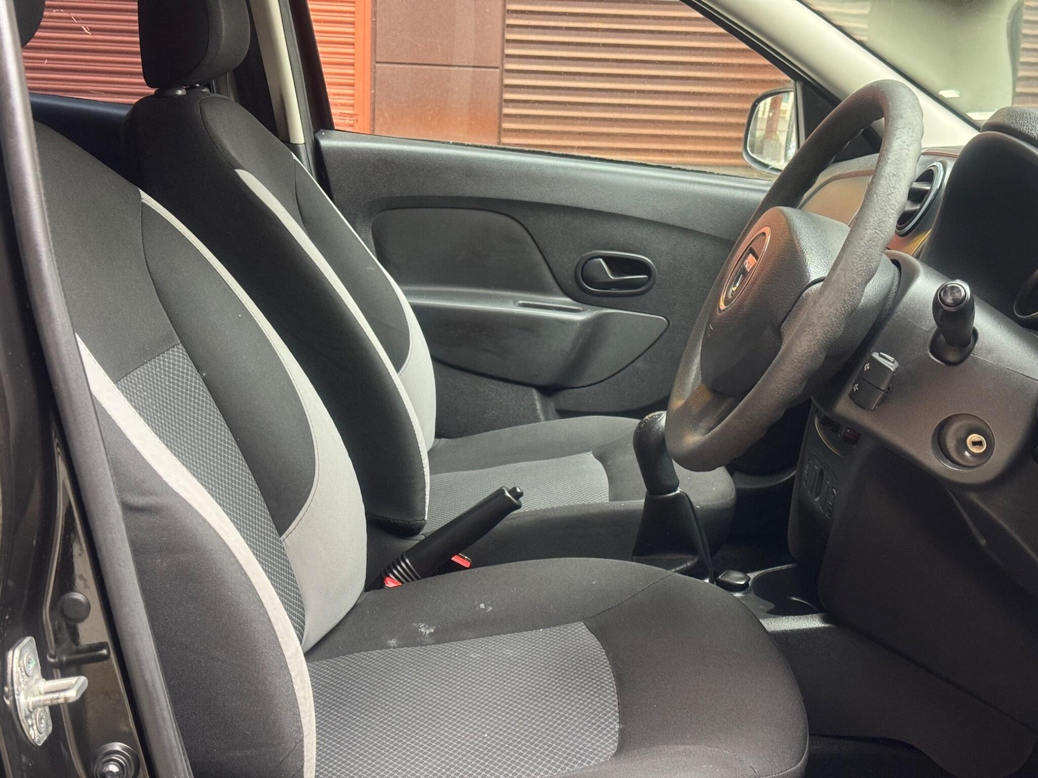 Used Dacia Logan MCV 2015 for sale - 76942713: Photo 12