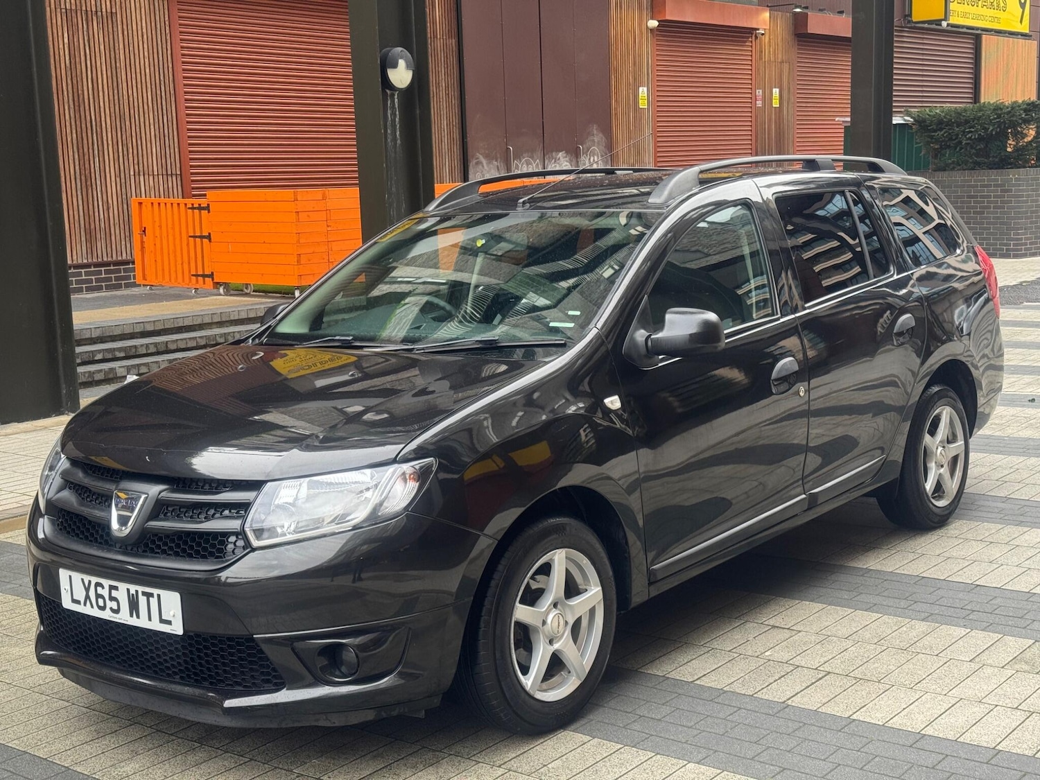 Used Dacia Logan MCV 2015 for sale - 76942713: Photo 3