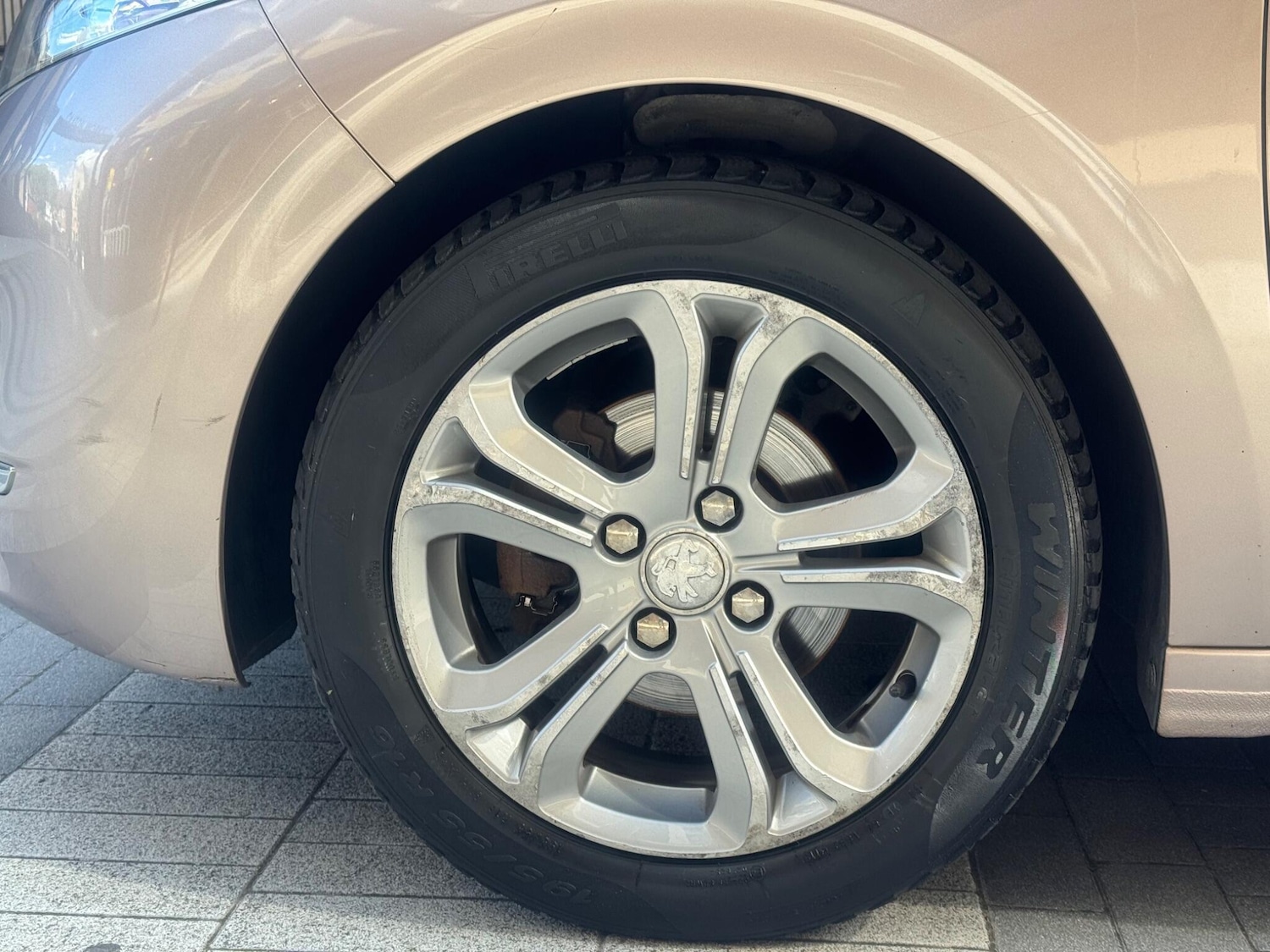 Used Peugeot 208 2013 for sale - 76498452: Photo 18