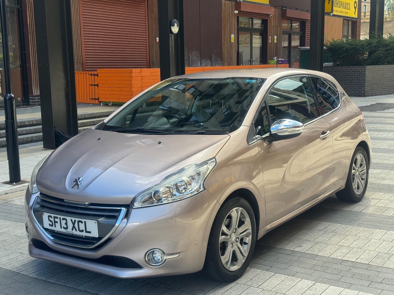 Used Peugeot 208 2013 for sale - 76498452: Photo 3