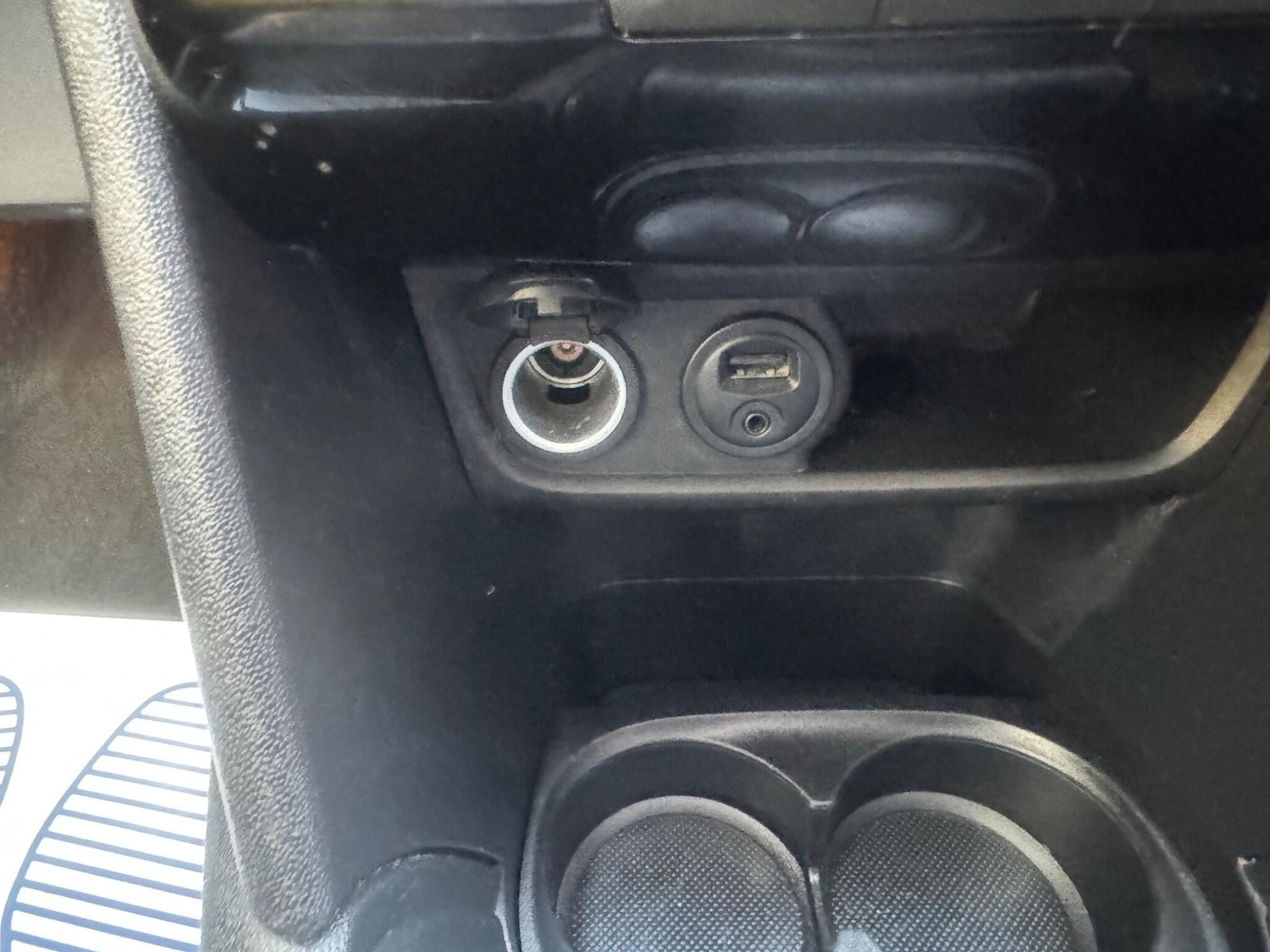 Used Peugeot 208 2013 for sale - 76498452: Photo 35