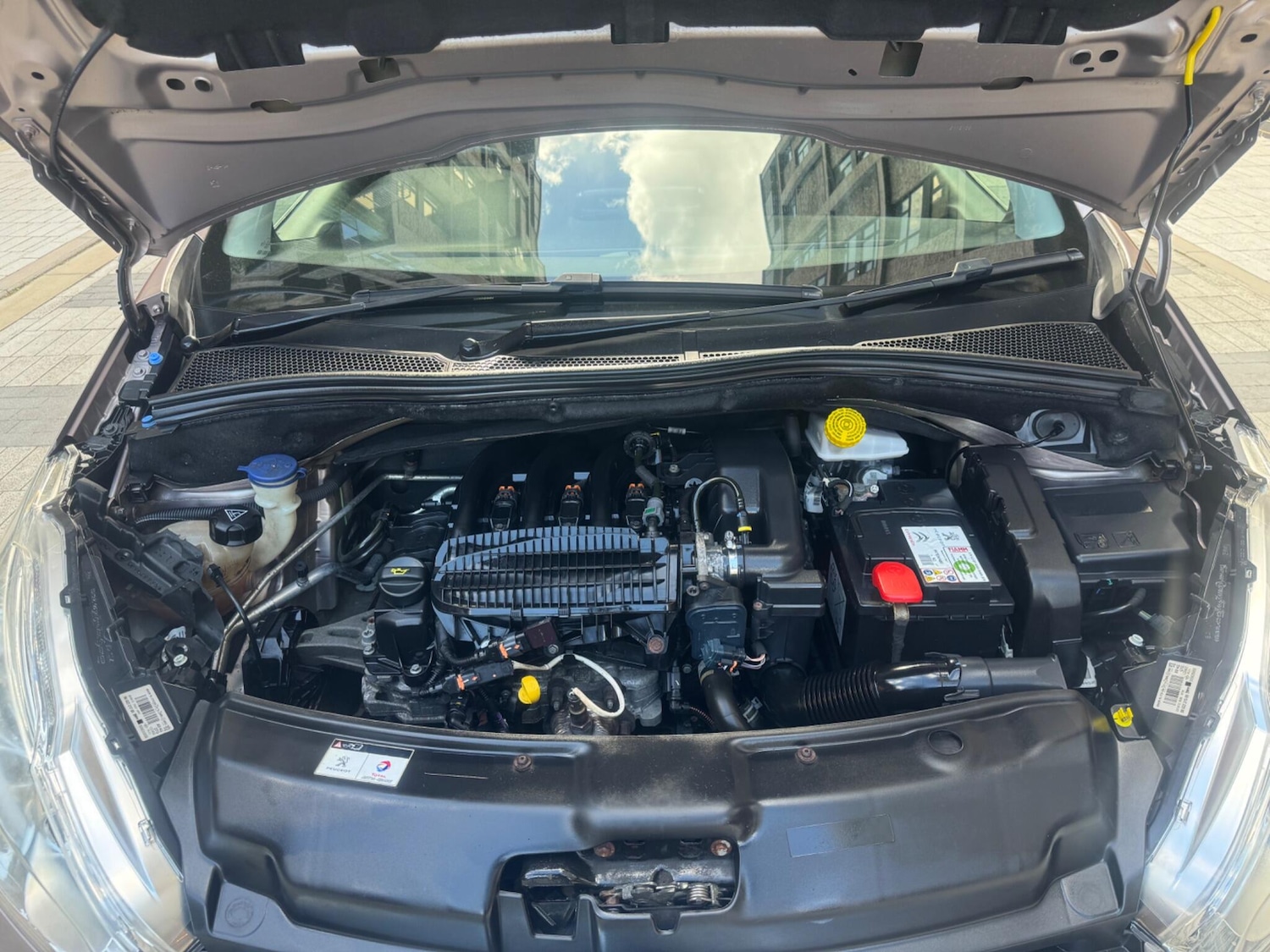 Used Peugeot 208 2013 for sale - 76498452: Photo 38