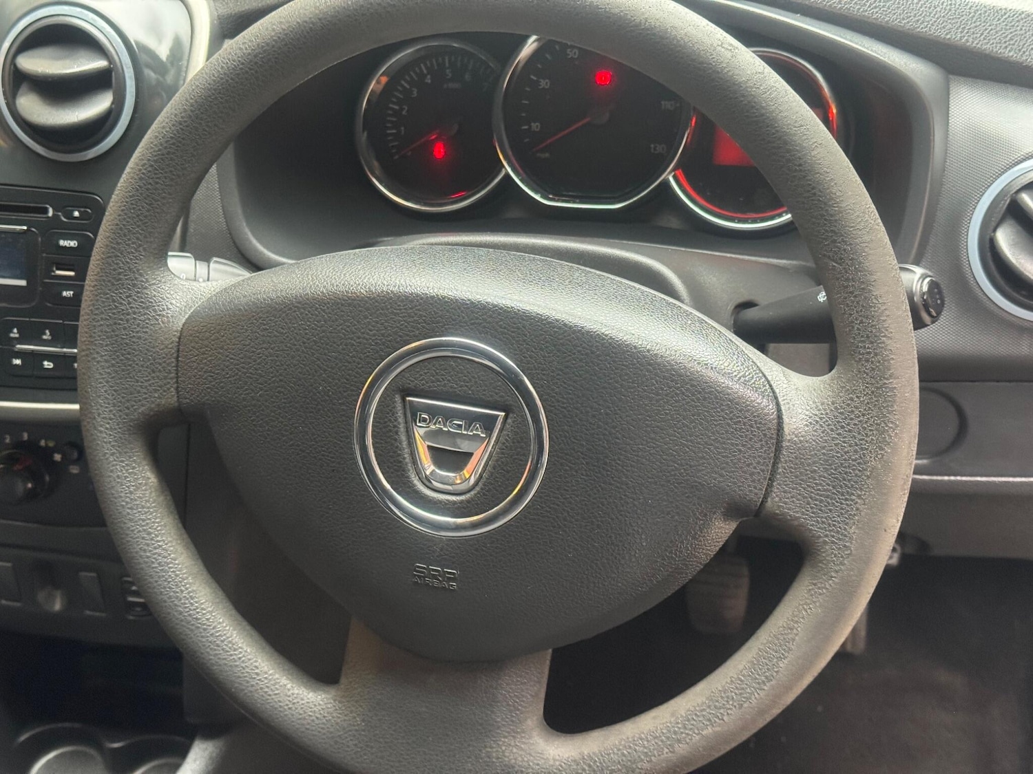 Used Dacia Logan MCV 2015 for sale - 76667141: Photo 31