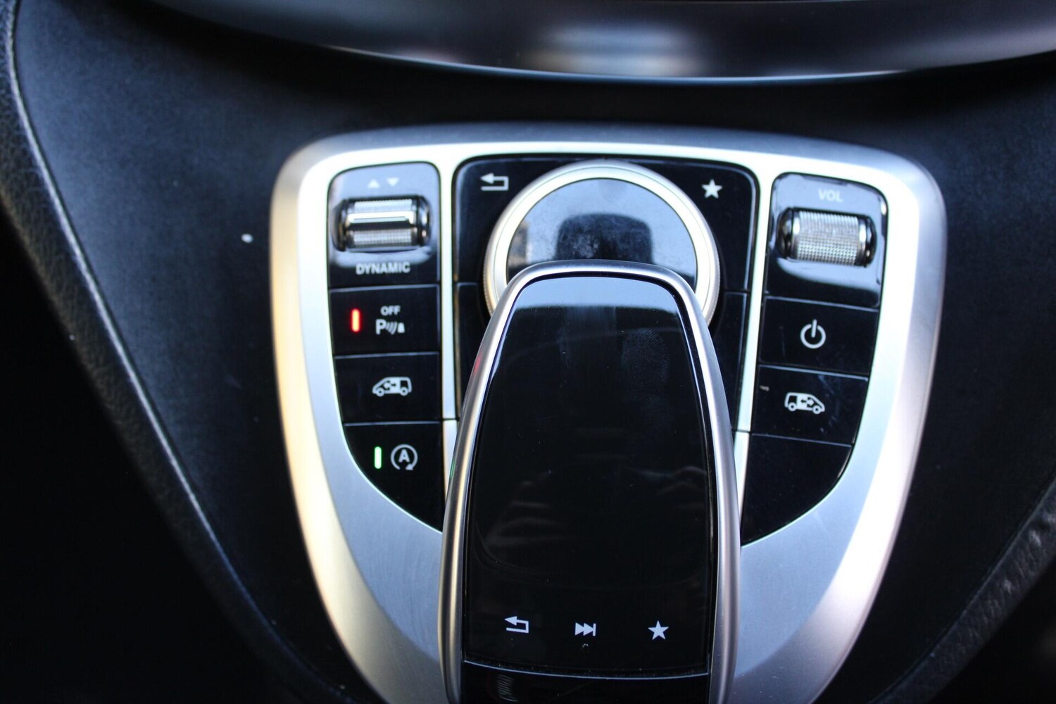 Used Mercedes-Benz V-Class for sale - 78220330: Photo 31