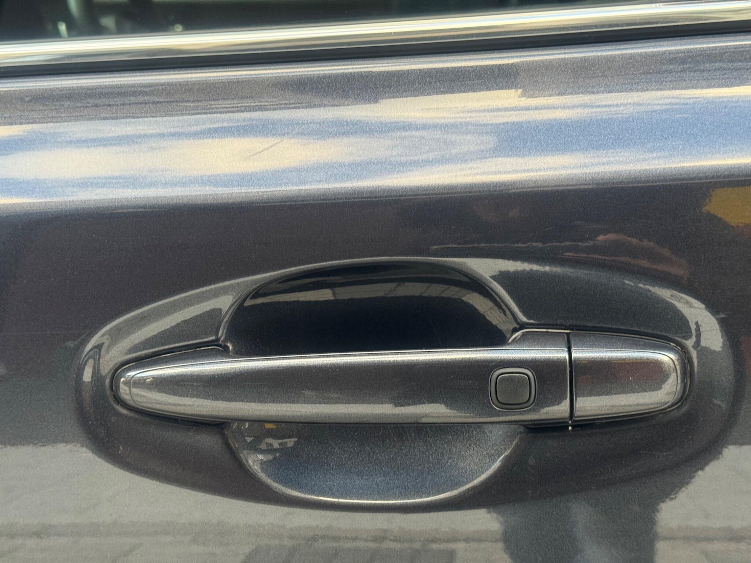 Used Subaru Outback 2010 for sale - 76671712: Photo 37