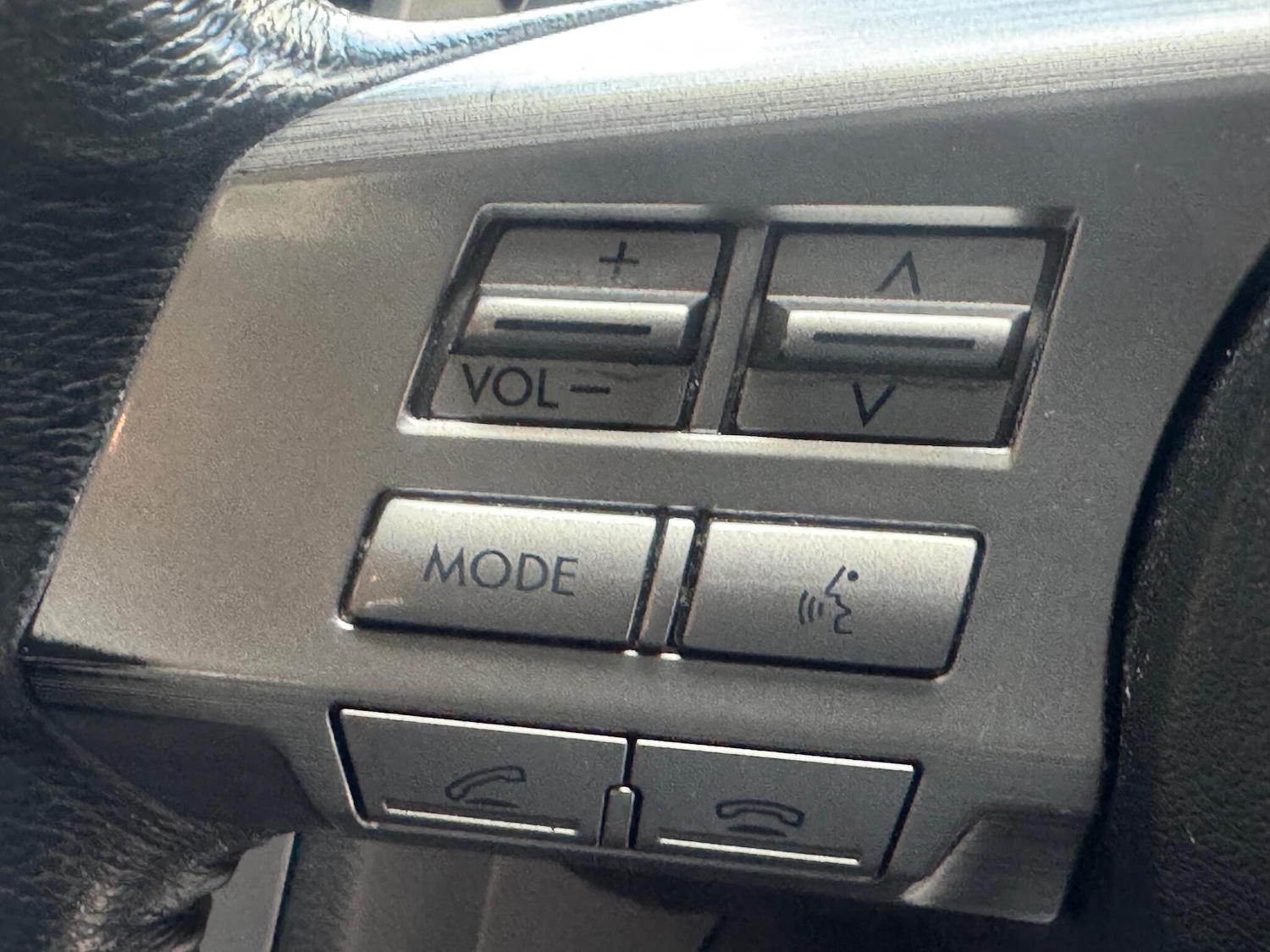 Used Subaru Outback 2010 for sale - 76671712: Photo 45