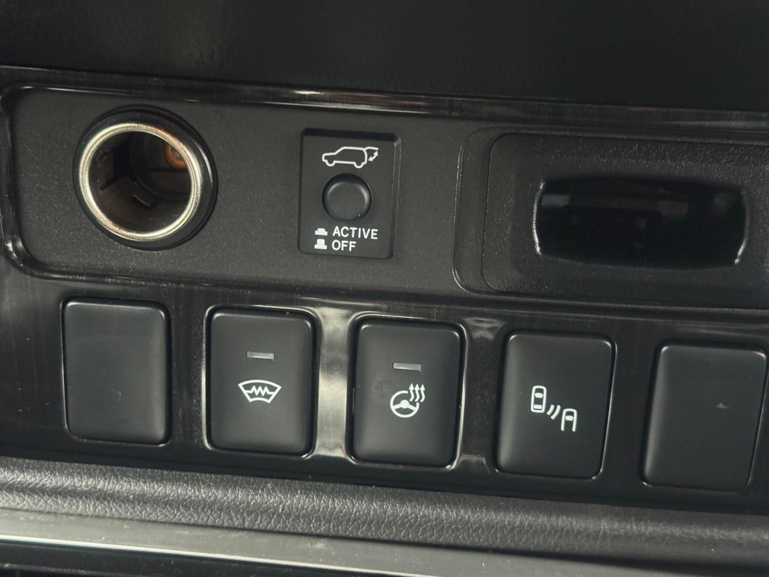 Used Mitsubishi Outlander 2018 for sale - 77598916: Photo 18