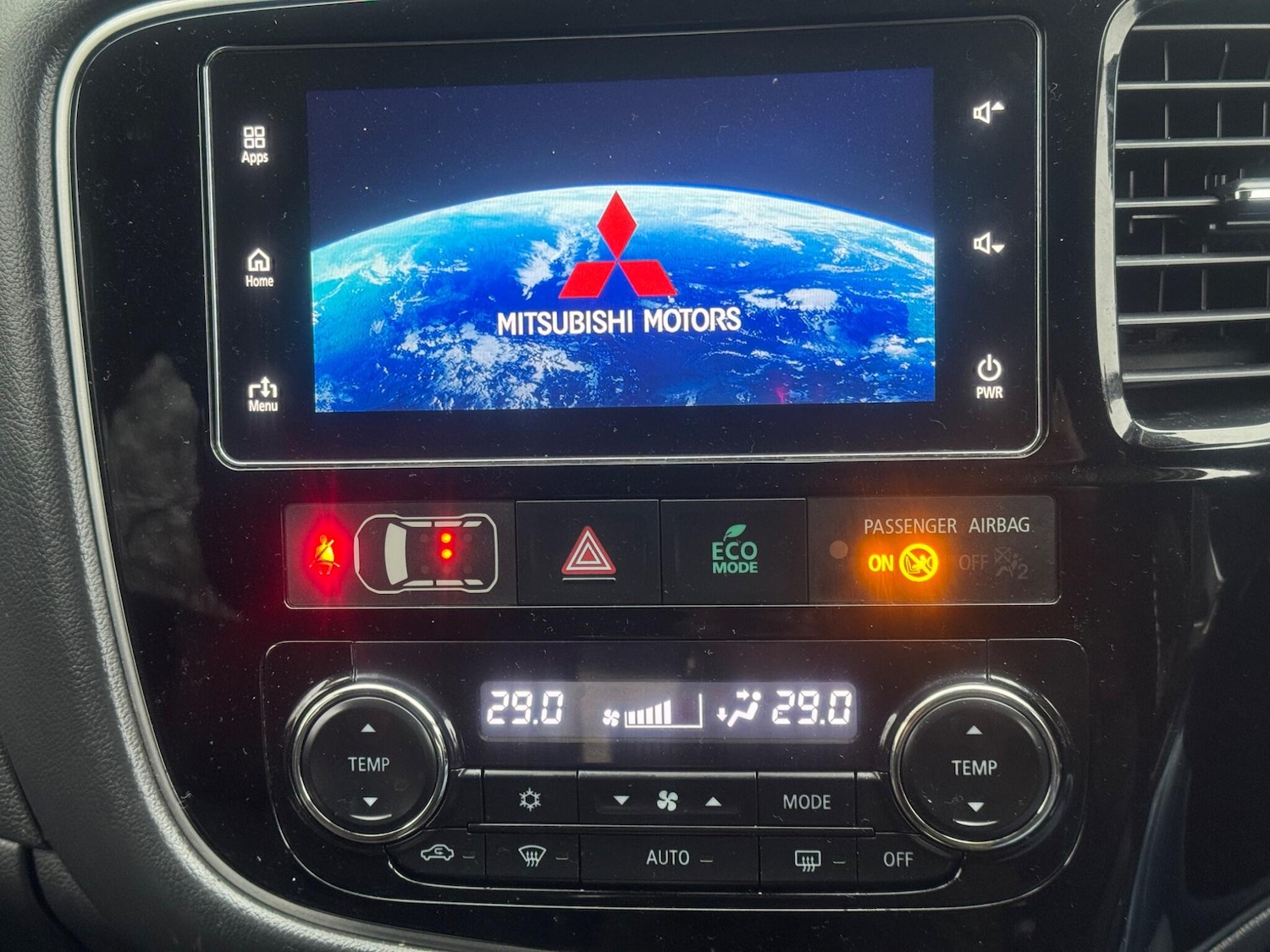 Used Mitsubishi Outlander 2018 for sale - 77598916: Photo 28