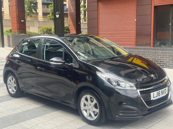 Used Peugeot 208 2016 for sale - 75645755: Photo 1