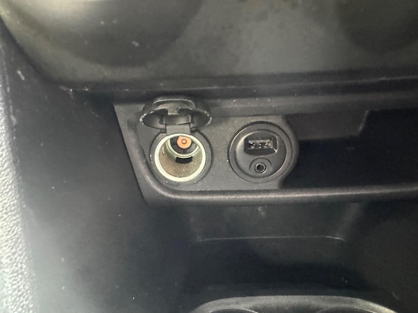 Used Peugeot 208 2016 for sale - 75645755: Photo 37