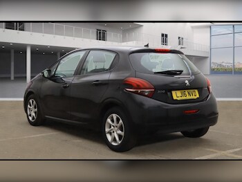 Used Peugeot 208 2016 for sale - 75645755: Photo