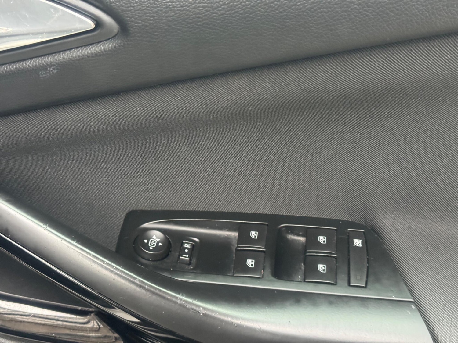 Used Vauxhall Astra 2016 for sale - 77020984: Photo 12