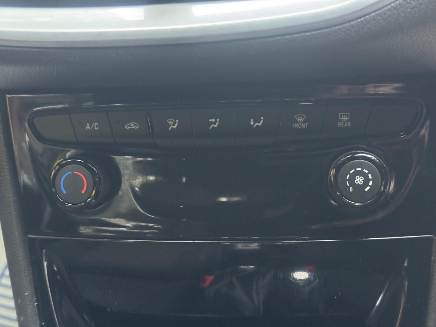 Used Vauxhall Astra 2016 for sale - 77020984: Photo 15