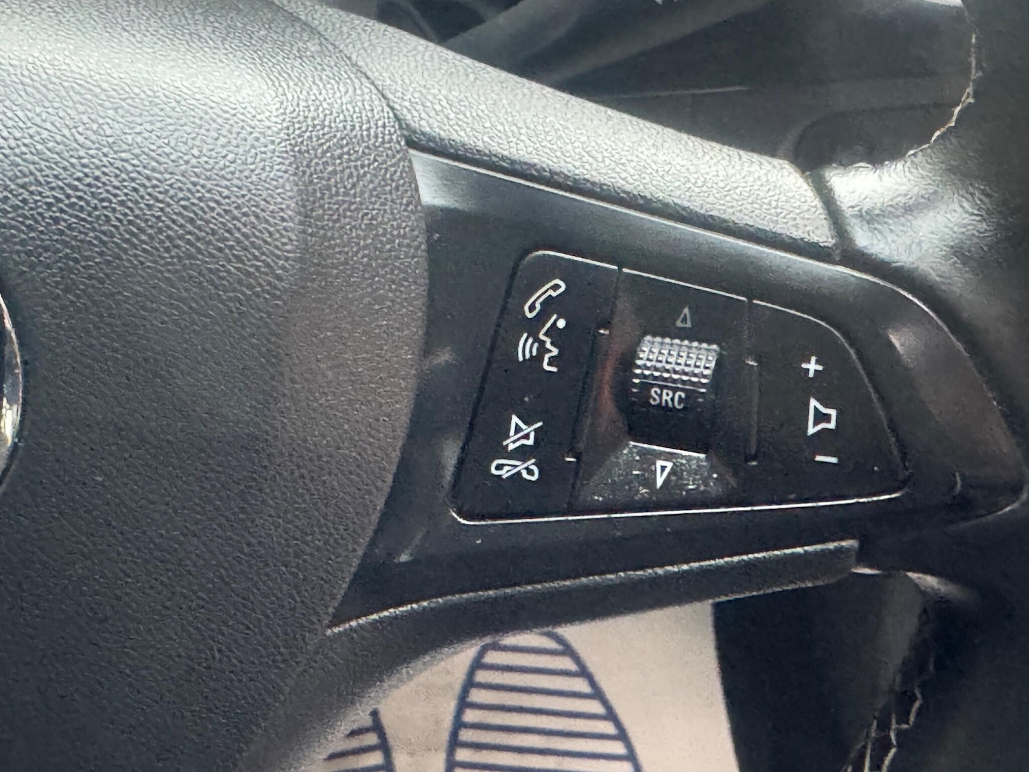 Used Vauxhall Astra 2016 for sale - 77020984: Photo 16