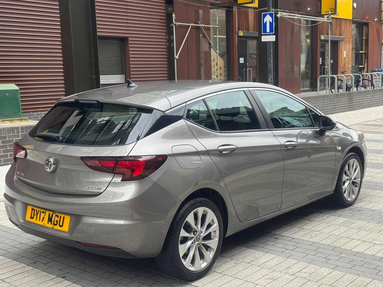 Used Vauxhall Astra 2017 for sale - 76633891: Photo 10