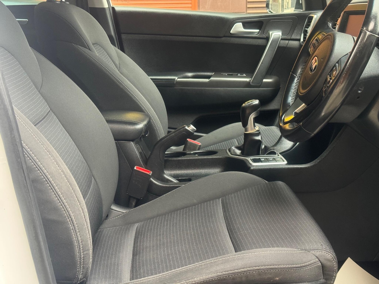 Used Kia Sportage 2017 for sale - 77255306: Photo 37