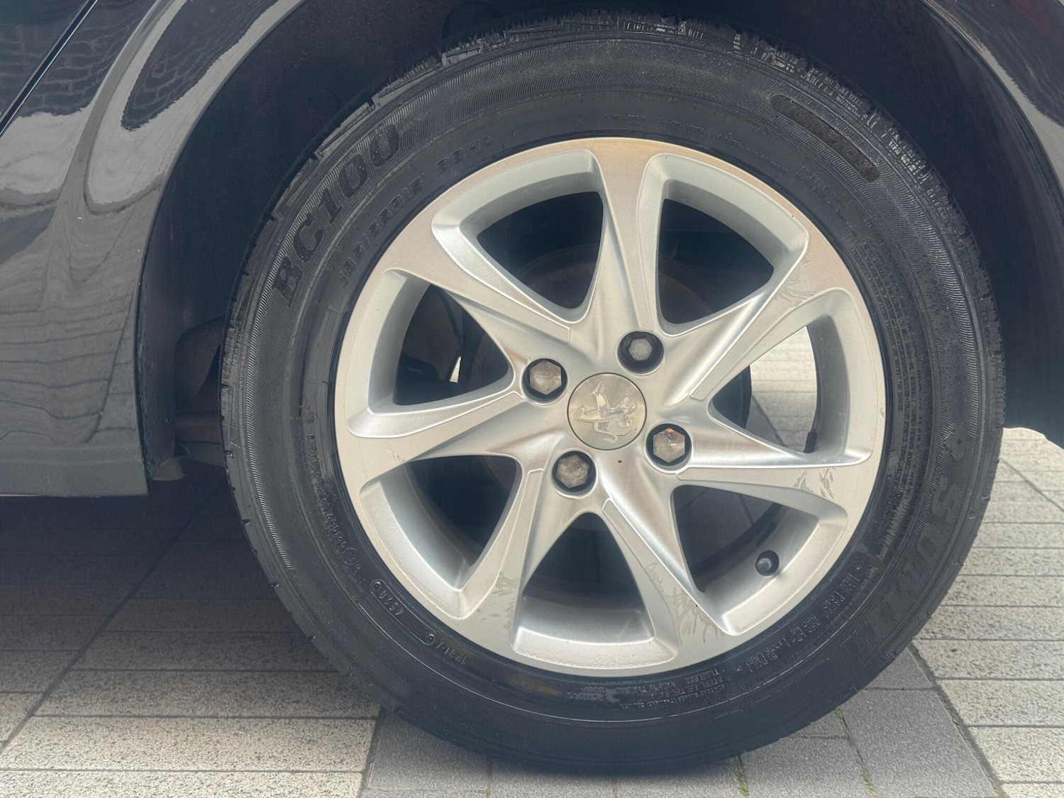 Used Peugeot 208 2016 for sale - 76472091: Photo 16