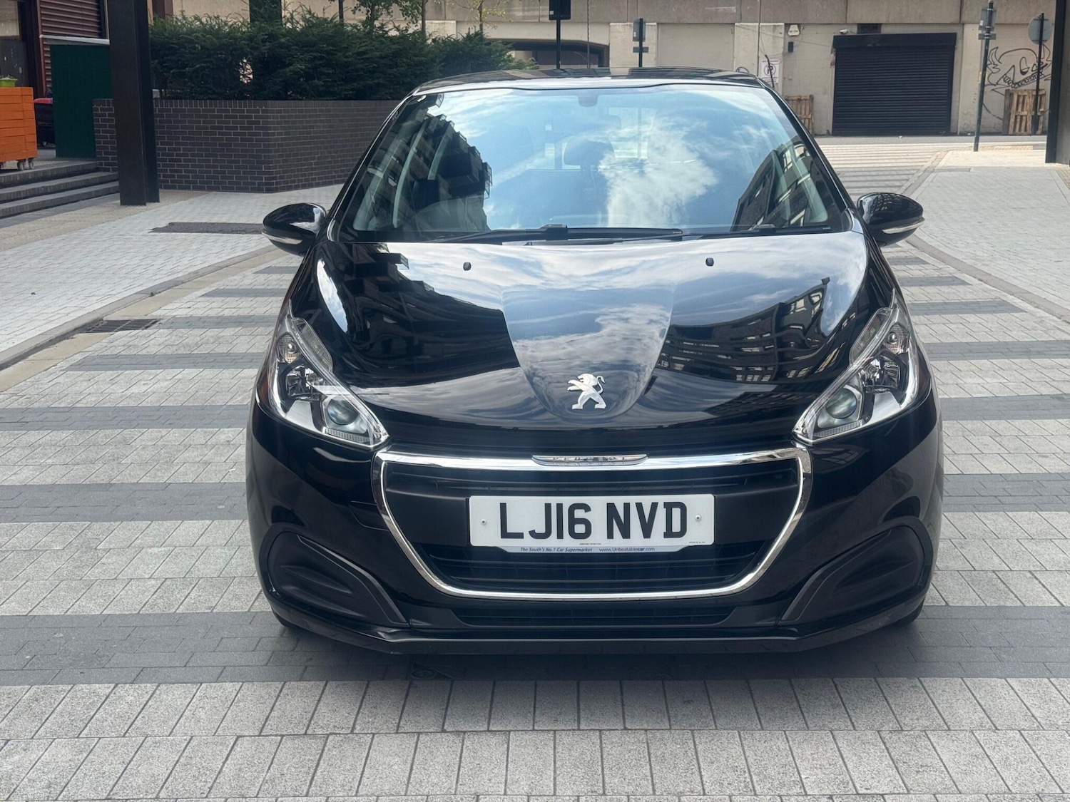Used Peugeot 208 2016 for sale - 76472091: Photo 2