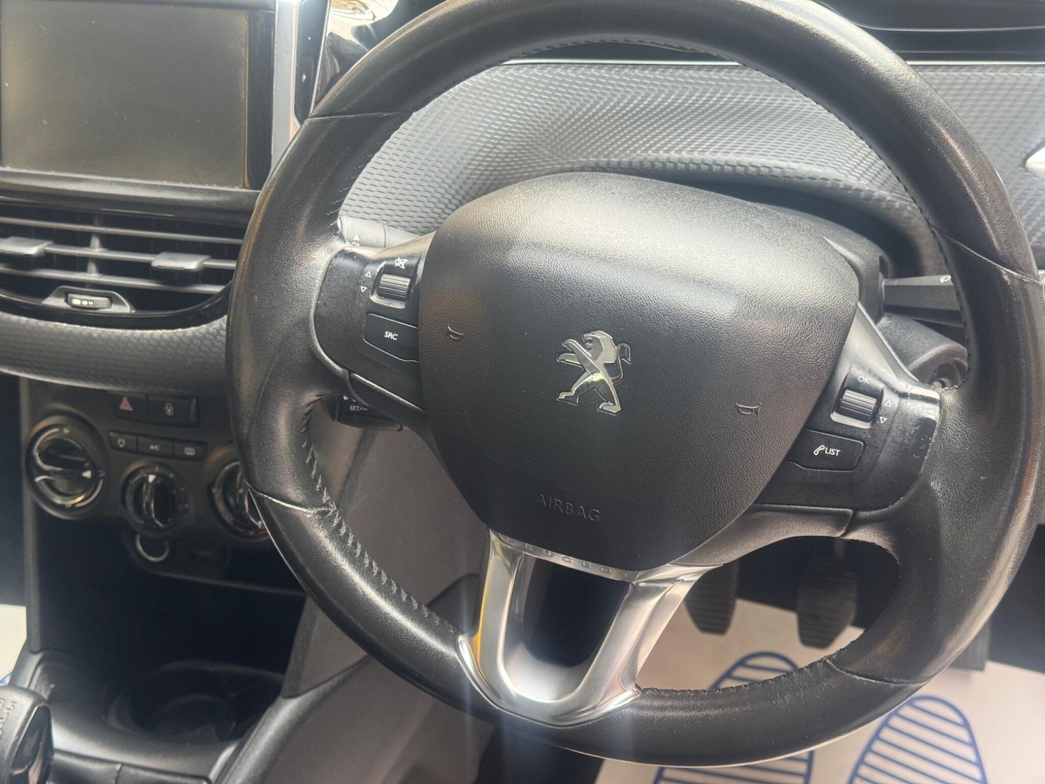 Used Peugeot 208 2016 for sale - 76472091: Photo 33
