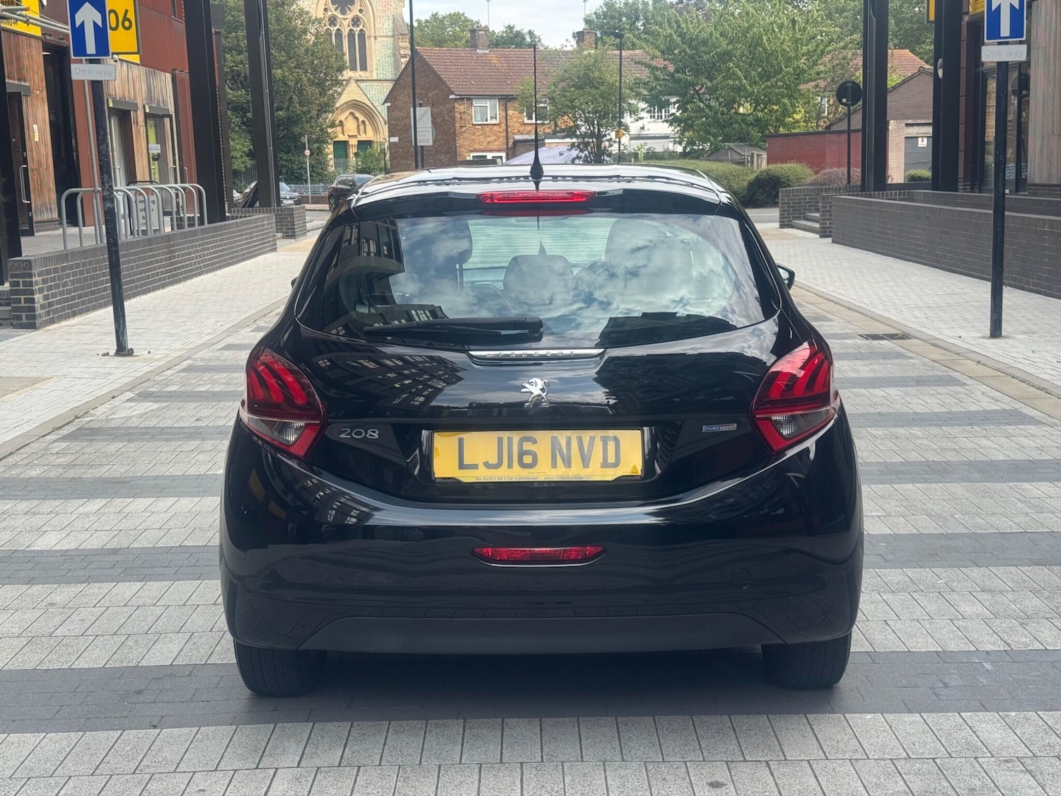 Used Peugeot 208 2016 for sale - 76472091: Photo 6