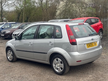 Used Ford Fiesta 2005 for sale - 77853004: Photo