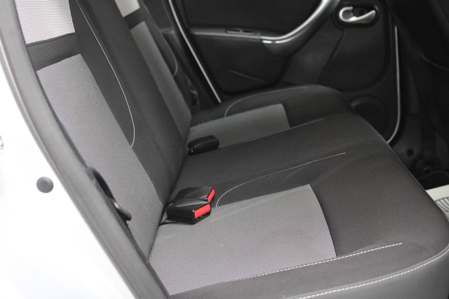 Used Dacia Duster 2018 for sale - 76498953: Photo 15