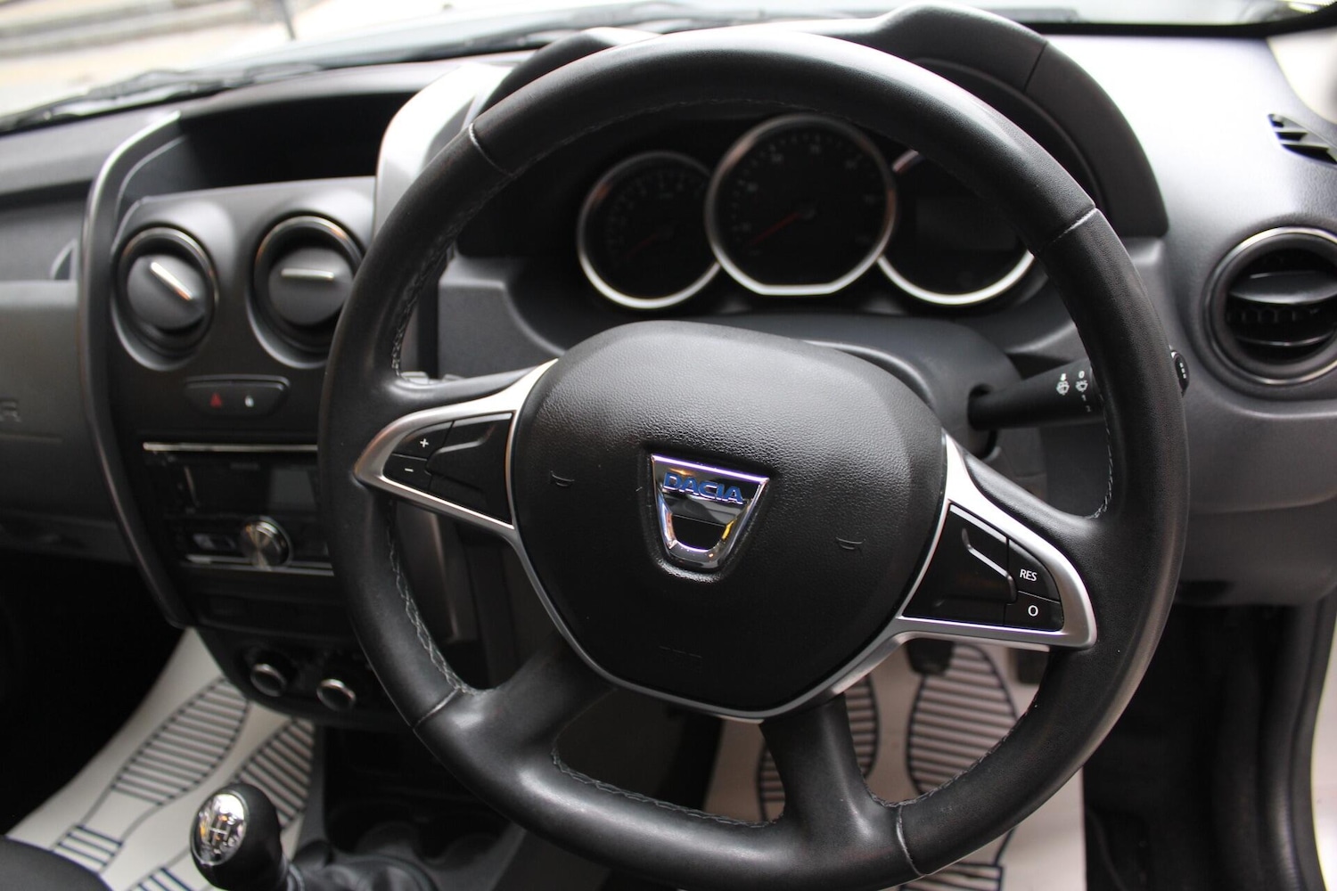 Used Dacia Duster 2018 for sale - 76498953: Photo 31