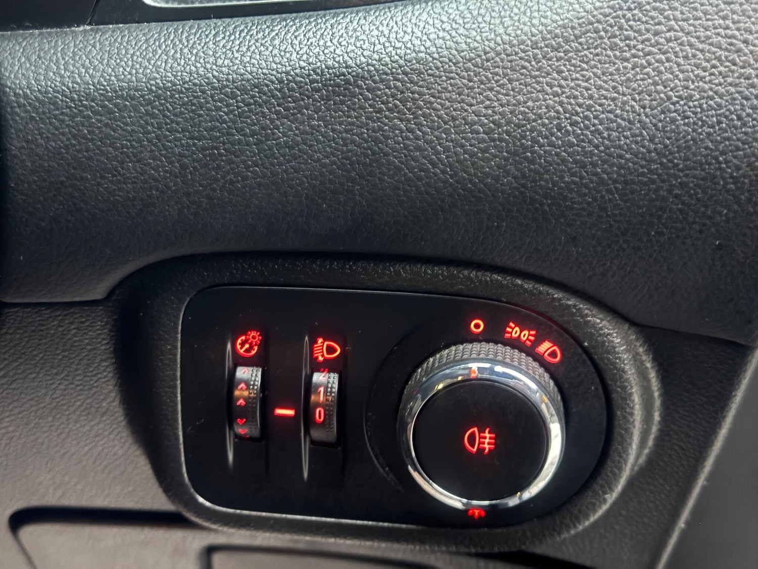 Used Vauxhall Zafira Tourer 2016 for sale - 76360717: Photo 16