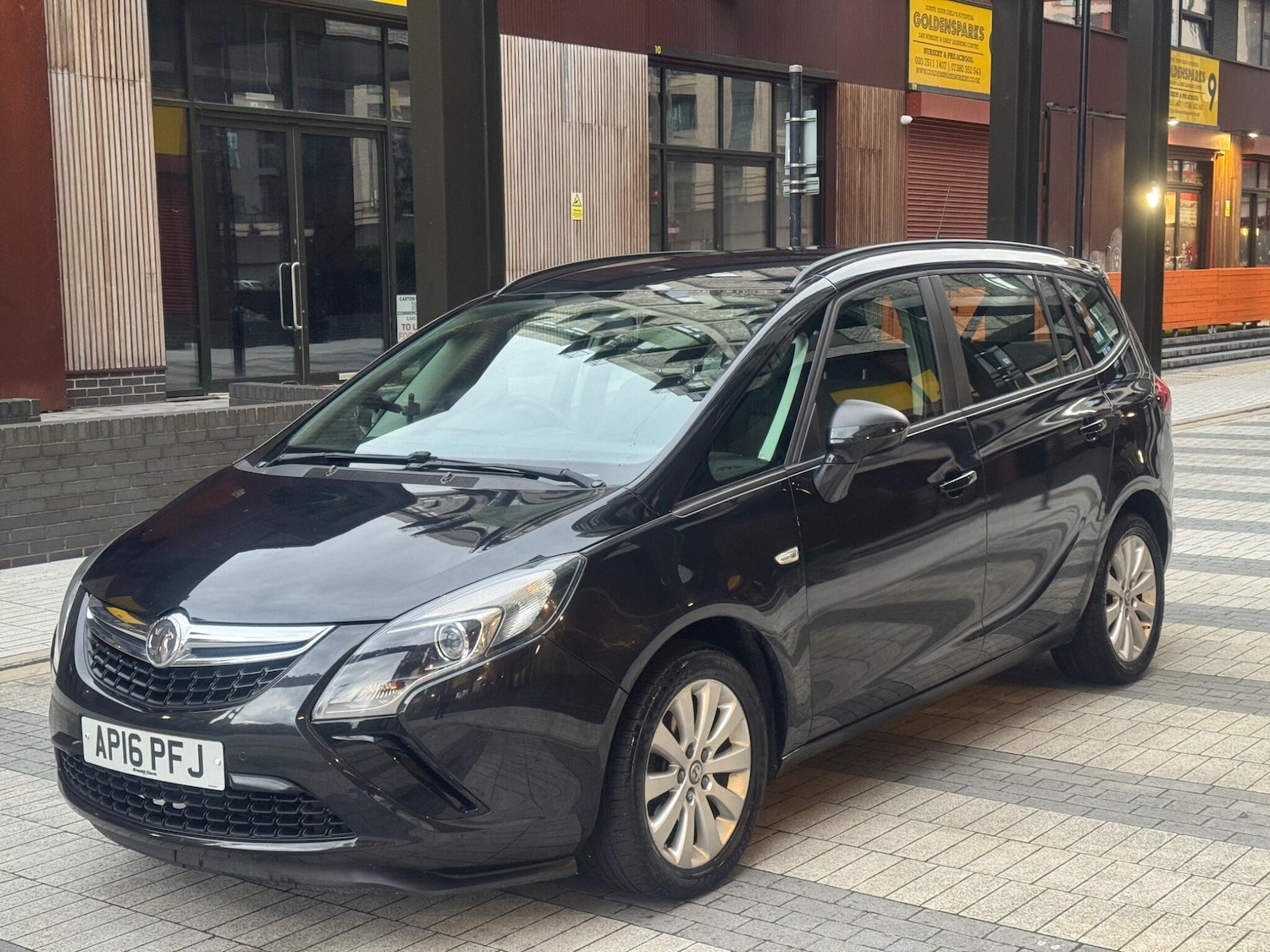 Used Vauxhall Zafira Tourer 2016 for sale - 76360717: Photo 3