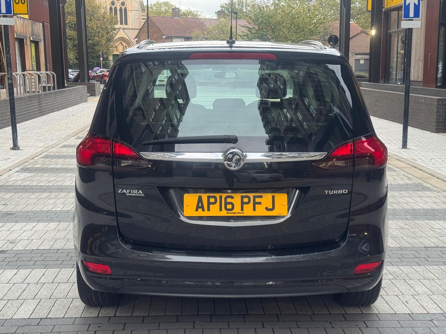 Used Vauxhall Zafira Tourer 2016 for sale - 76360717: Photo 8