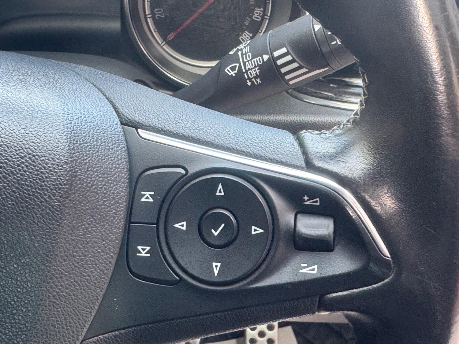 Used Vauxhall Insignia 2018 for sale - 76528026: Photo 16