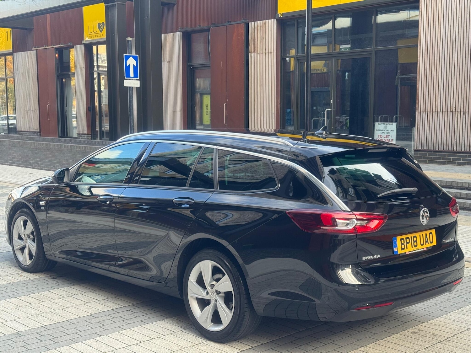 Used Vauxhall Insignia 2018 for sale - 76528026: Photo 4