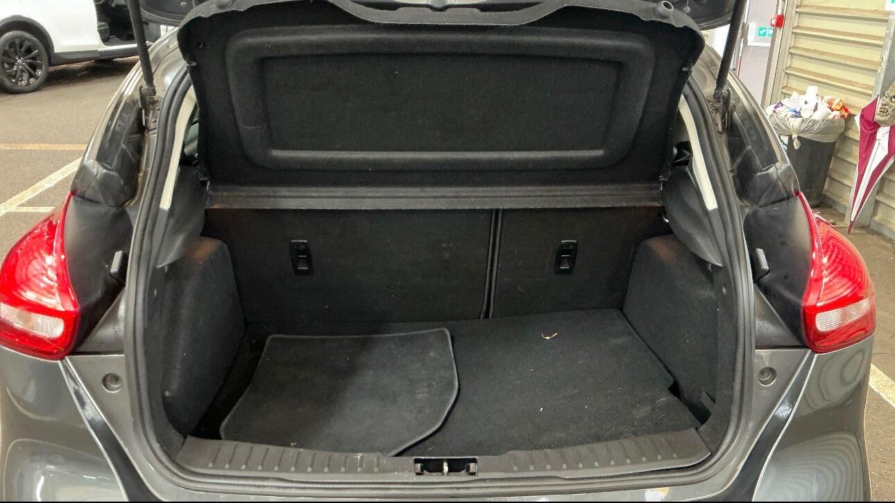 Used Ford Focus 2016 for sale - 77559384: Photo 7