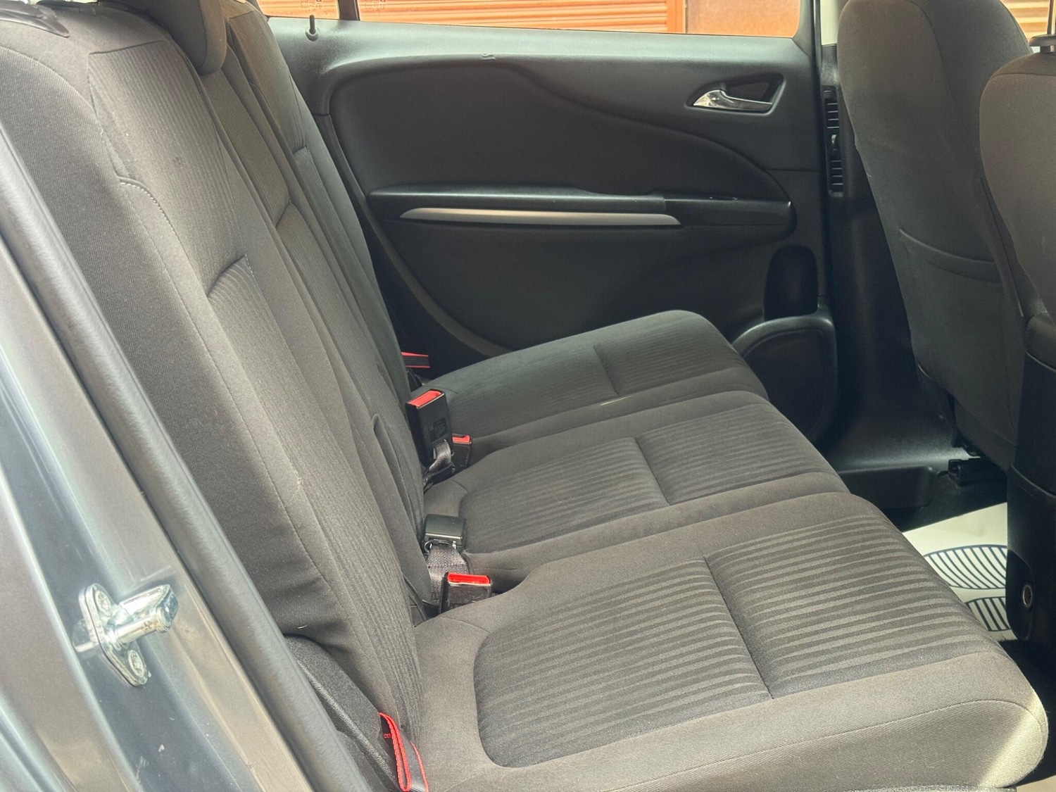 Used Vauxhall Zafira Tourer 2017 for sale - 76189208: Photo 30