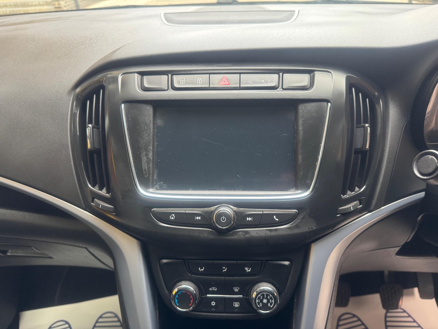 Used Vauxhall Zafira Tourer 2017 for sale - 76189208: Photo 38