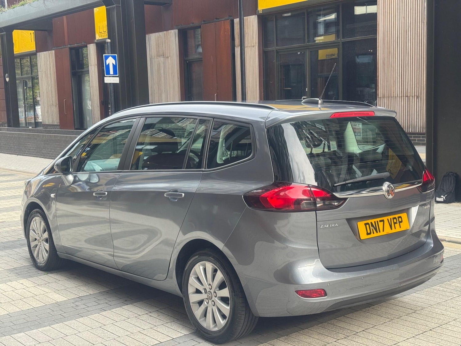 Used Vauxhall Zafira Tourer 2017 for sale - 76189208: Photo 5