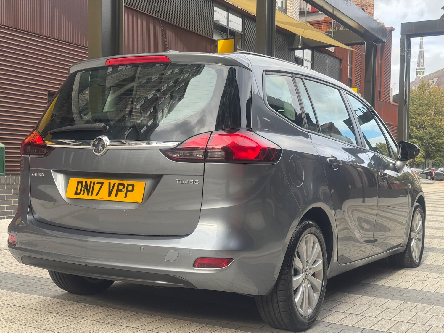 Used Vauxhall Zafira Tourer 2017 for sale - 76189208: Photo 8