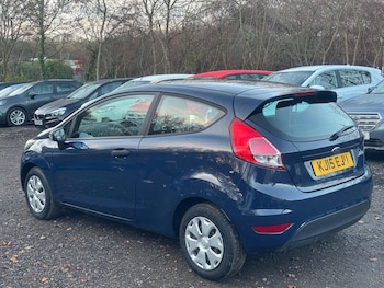 Used Ford Fiesta 2015 for sale - 76976418: Photo