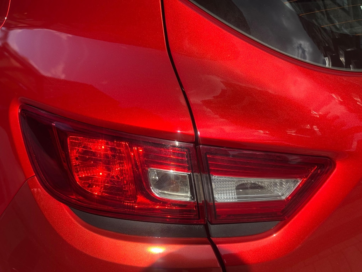 Used Renault Clio 2015 for sale - 76472226: Photo 14