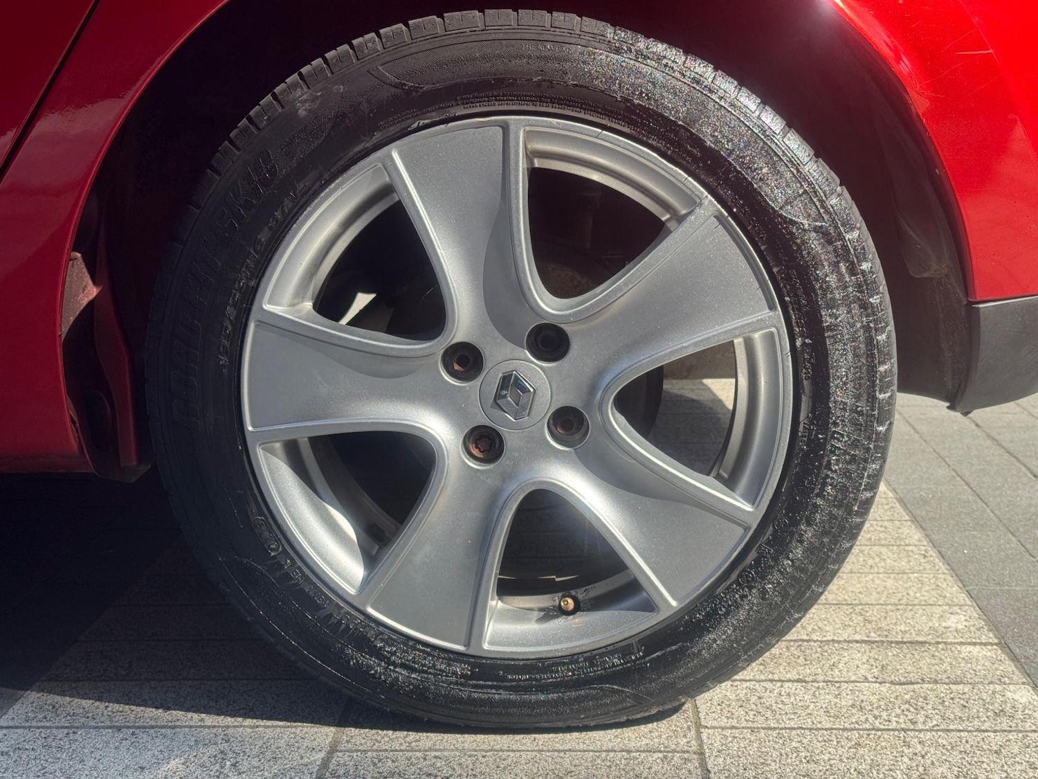 Used Renault Clio 2015 for sale - 76472226: Photo 15