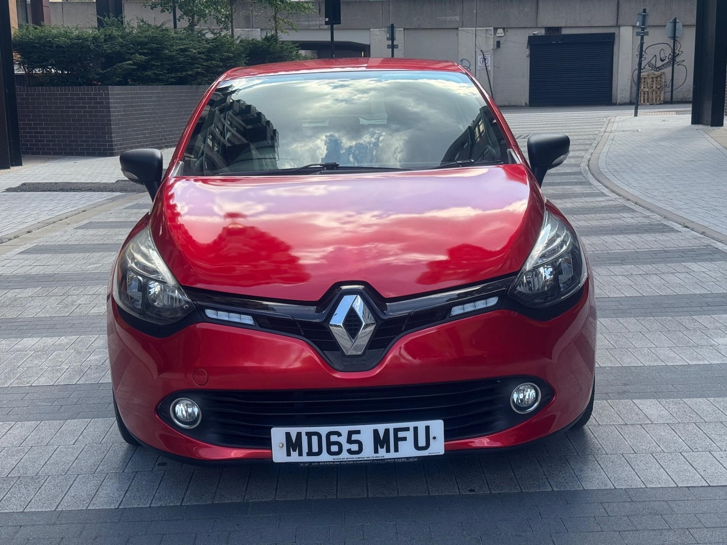 Used Renault Clio 2015 for sale - 76472226: Photo 3