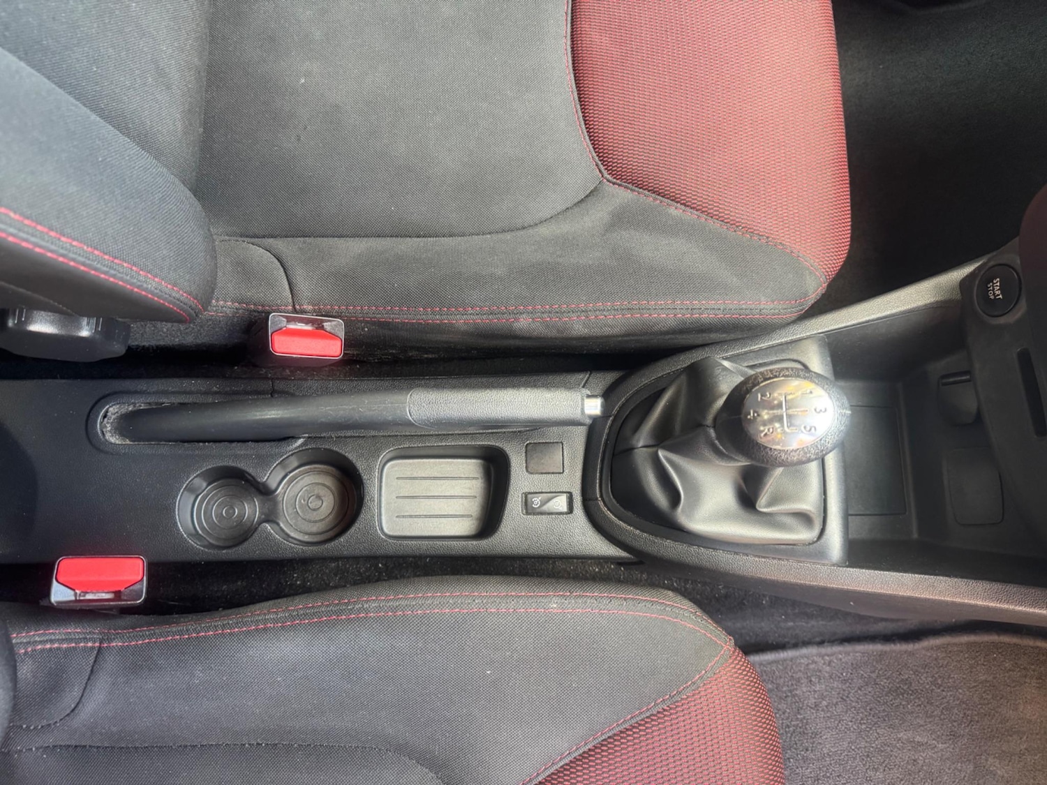 Used Renault Clio 2015 for sale - 76472226: Photo 35