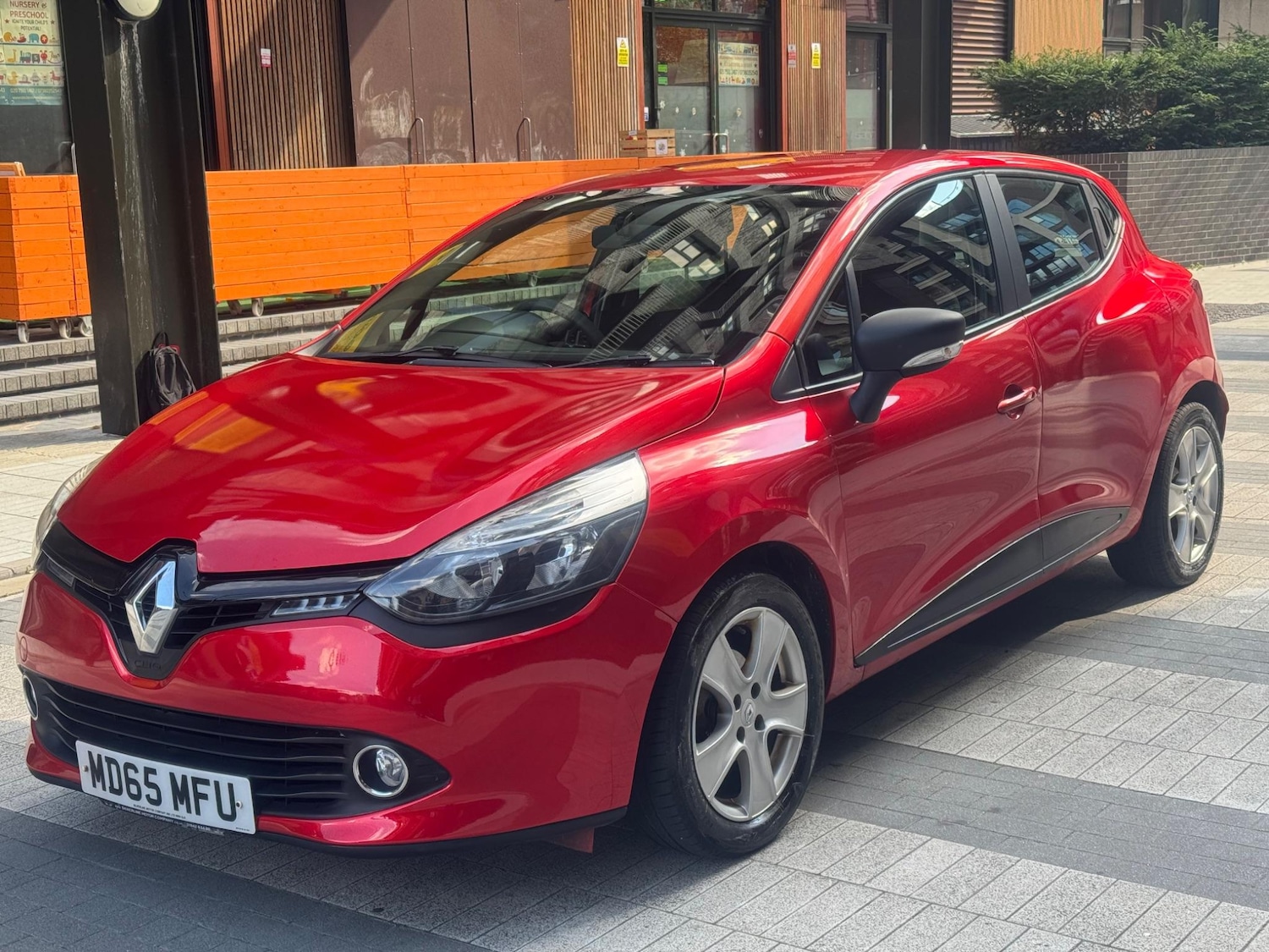 Used Renault Clio 2015 for sale - 76472226: Photo 5